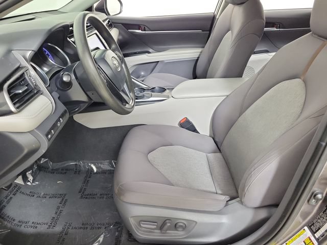 Used 2020 Toyota Camry LE FWD image 19