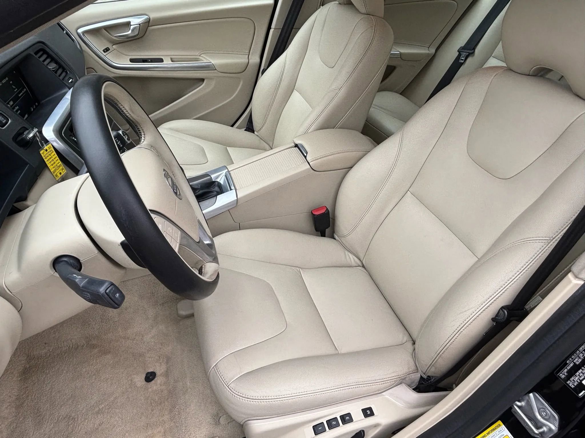 Used 2016 Volvo S60 T5 image 19