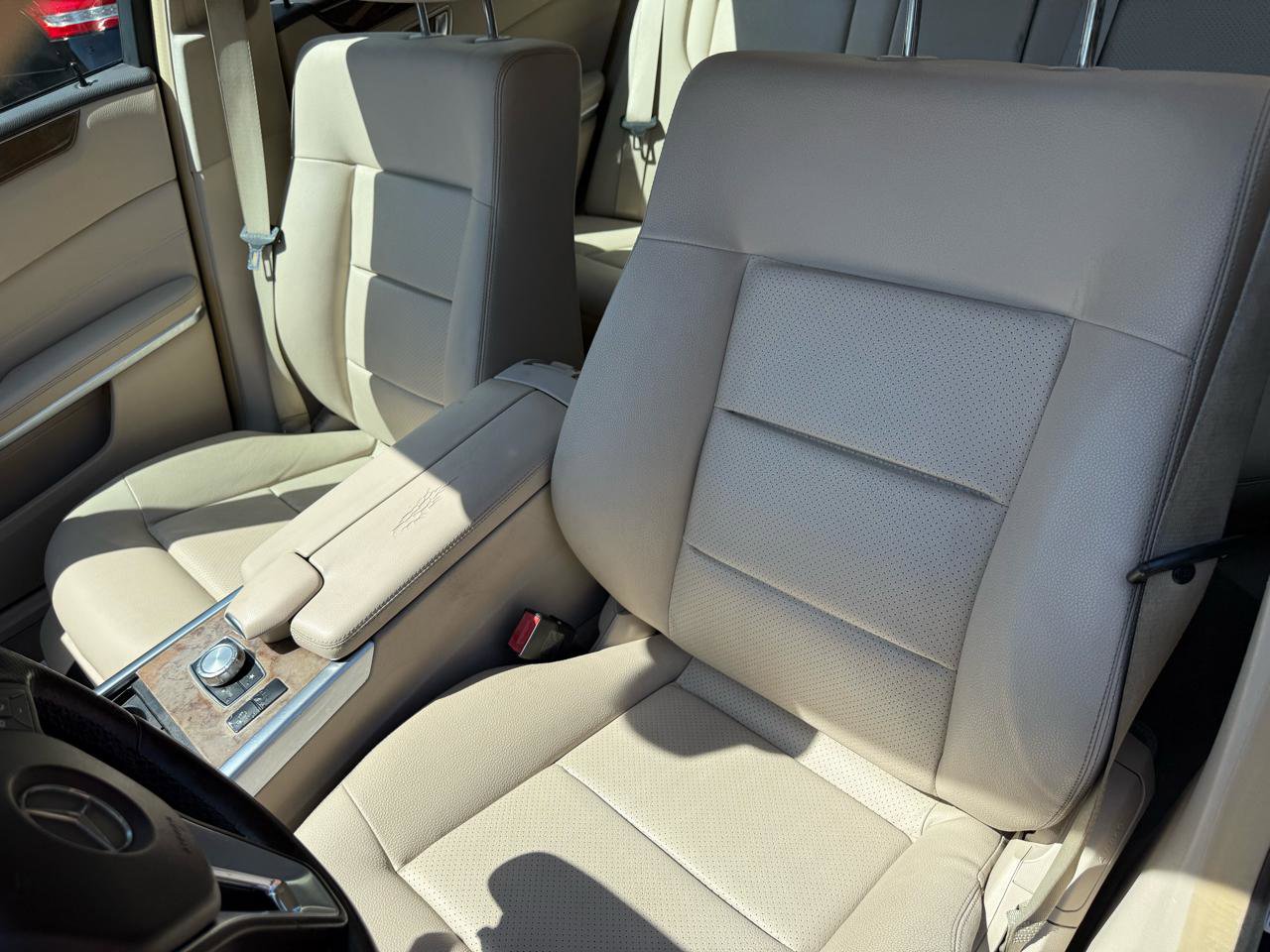 Used 2015 Mercedes-Benz E 350 4MATIC Sedan image 6