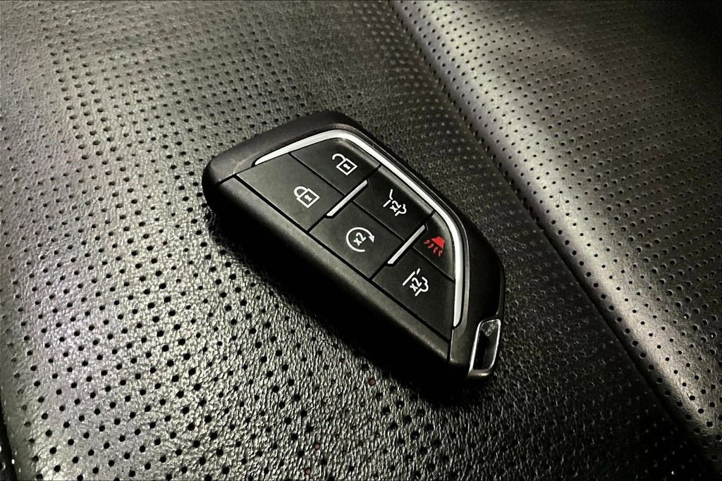 Certified 2024 Cadillac Escalade ESV Sport w/ Touring Package image 36