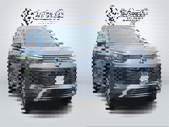New 2025 Volkswagen Tiguan S image 3