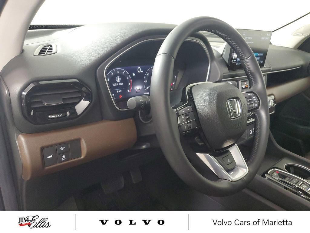 Used 2025 Honda Pilot Elite image 26