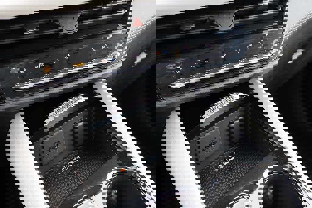 New 2026 Buick Envision Avenir image 12