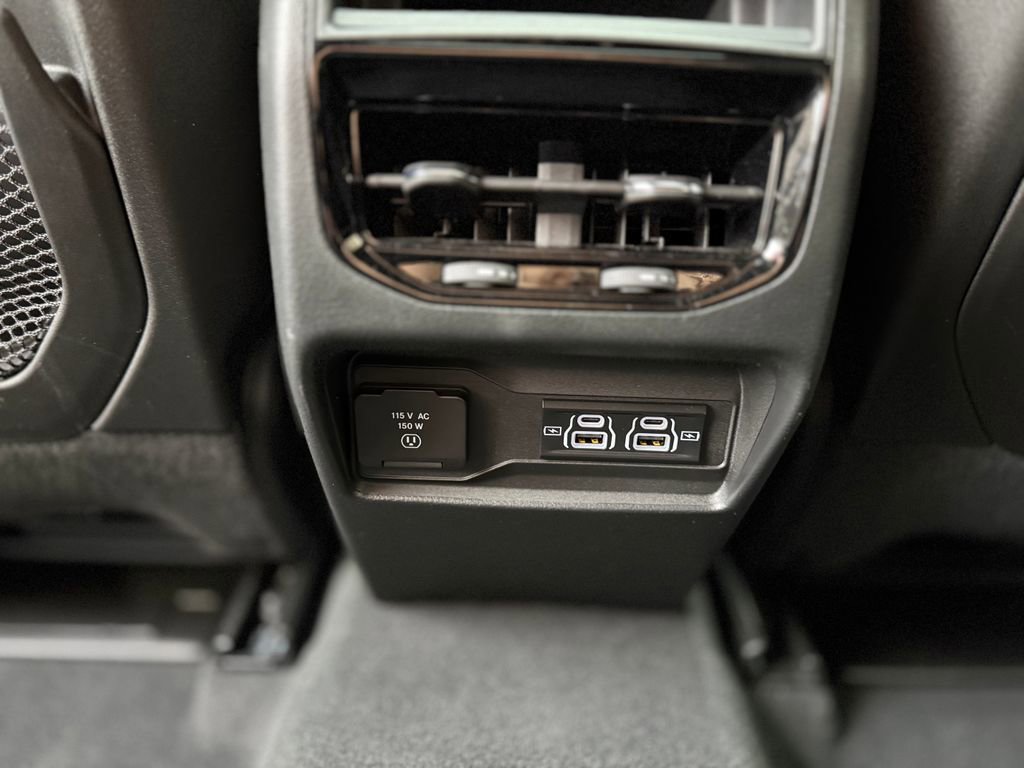 Used 2024 Jeep Grand Cherokee Altitude image 26