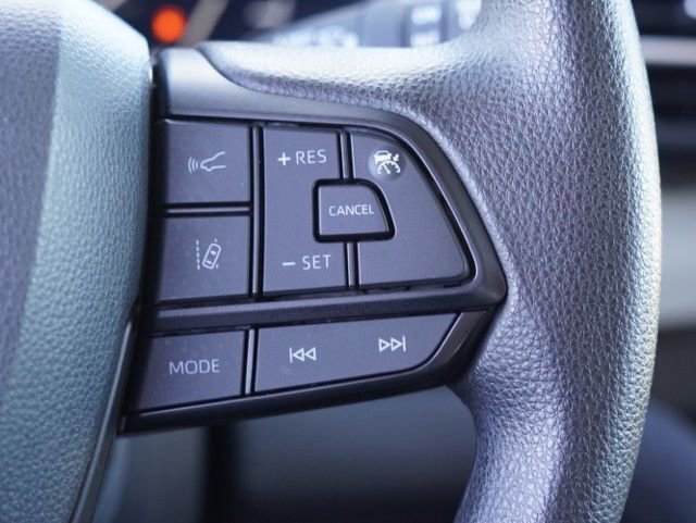 Certified 2024 Toyota Sienna LE image 21