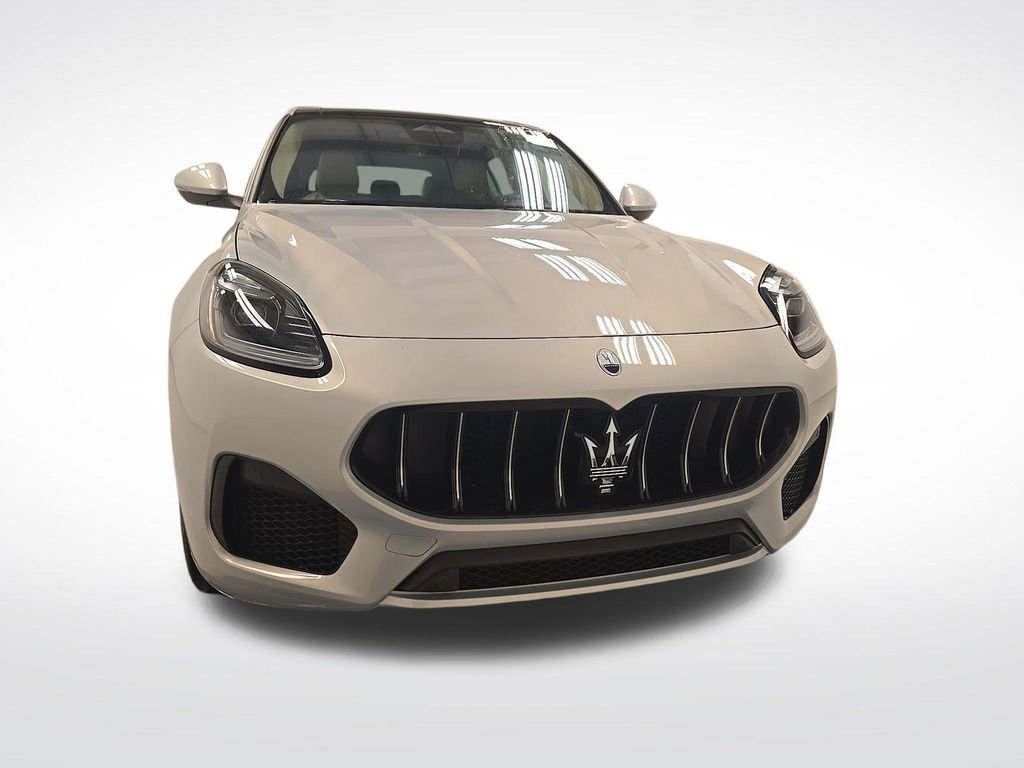 Used 2023 Maserati Grecale GT image 2