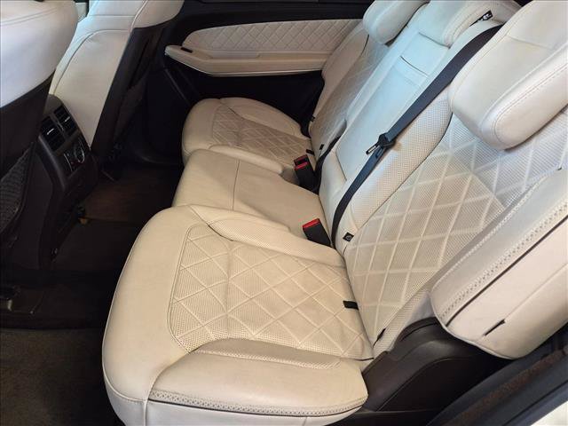 Used 2019 Mercedes-Benz GLS 550 4MATIC image 18