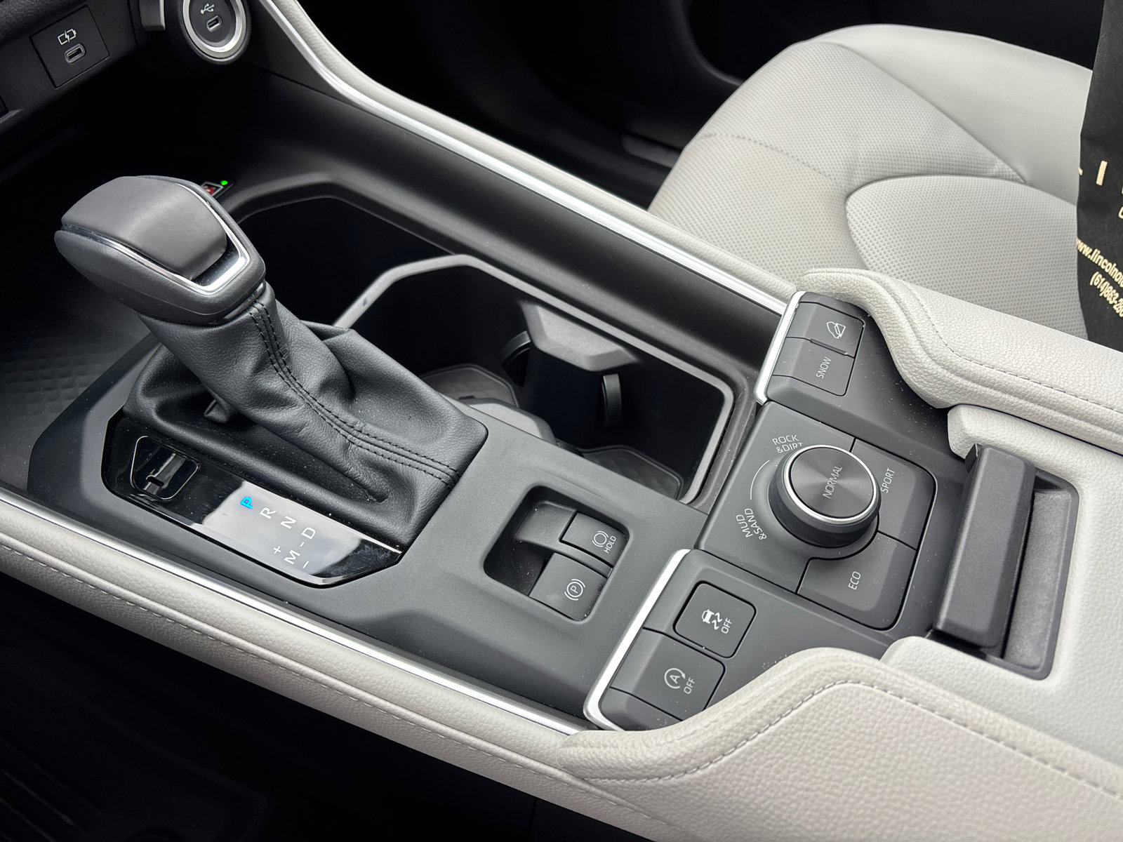 Used 2026 Toyota Grand Highlander AWD image 23