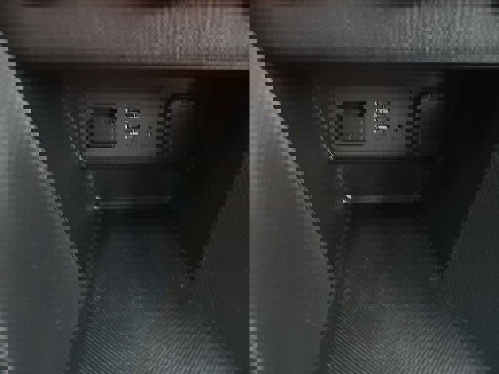 Used 2019 Toyota Yaris LE image 19