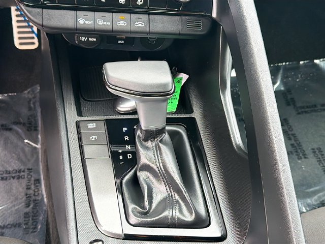 Certified 2026 Hyundai Elantra Sport FWD image 17