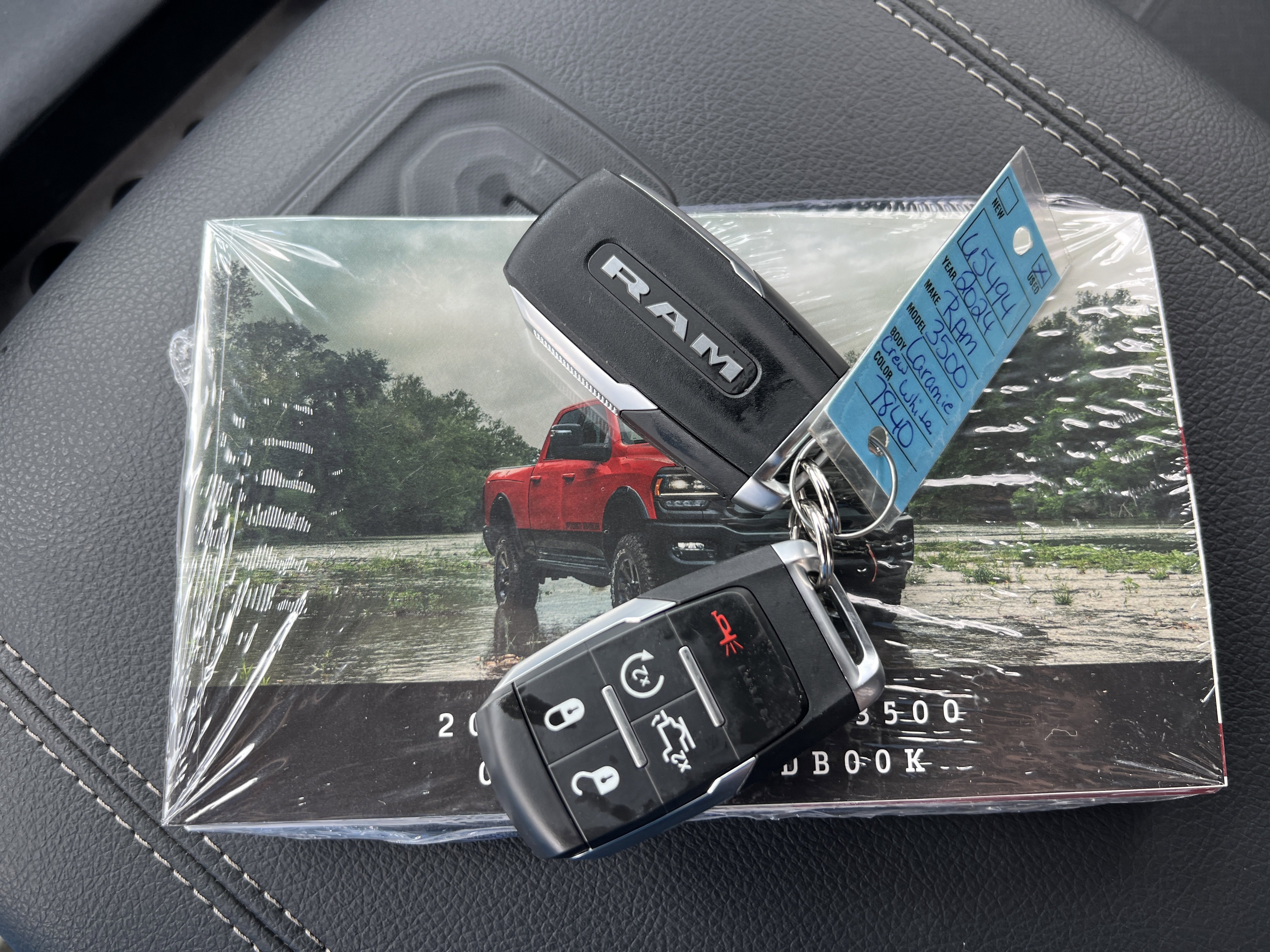 Used 2024 RAM 3500 Laramie w/ Night Edition image 34