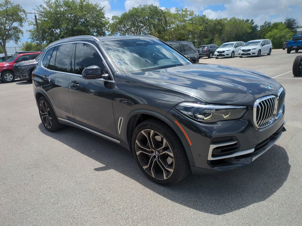 Used 2022 BMW X5 sDrive40i RWD image 2
