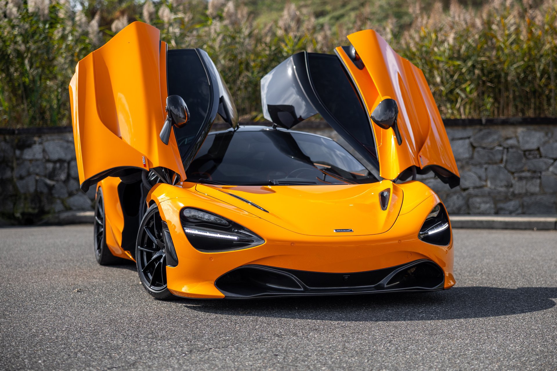 Used 2019 McLaren 720S RWD image 5