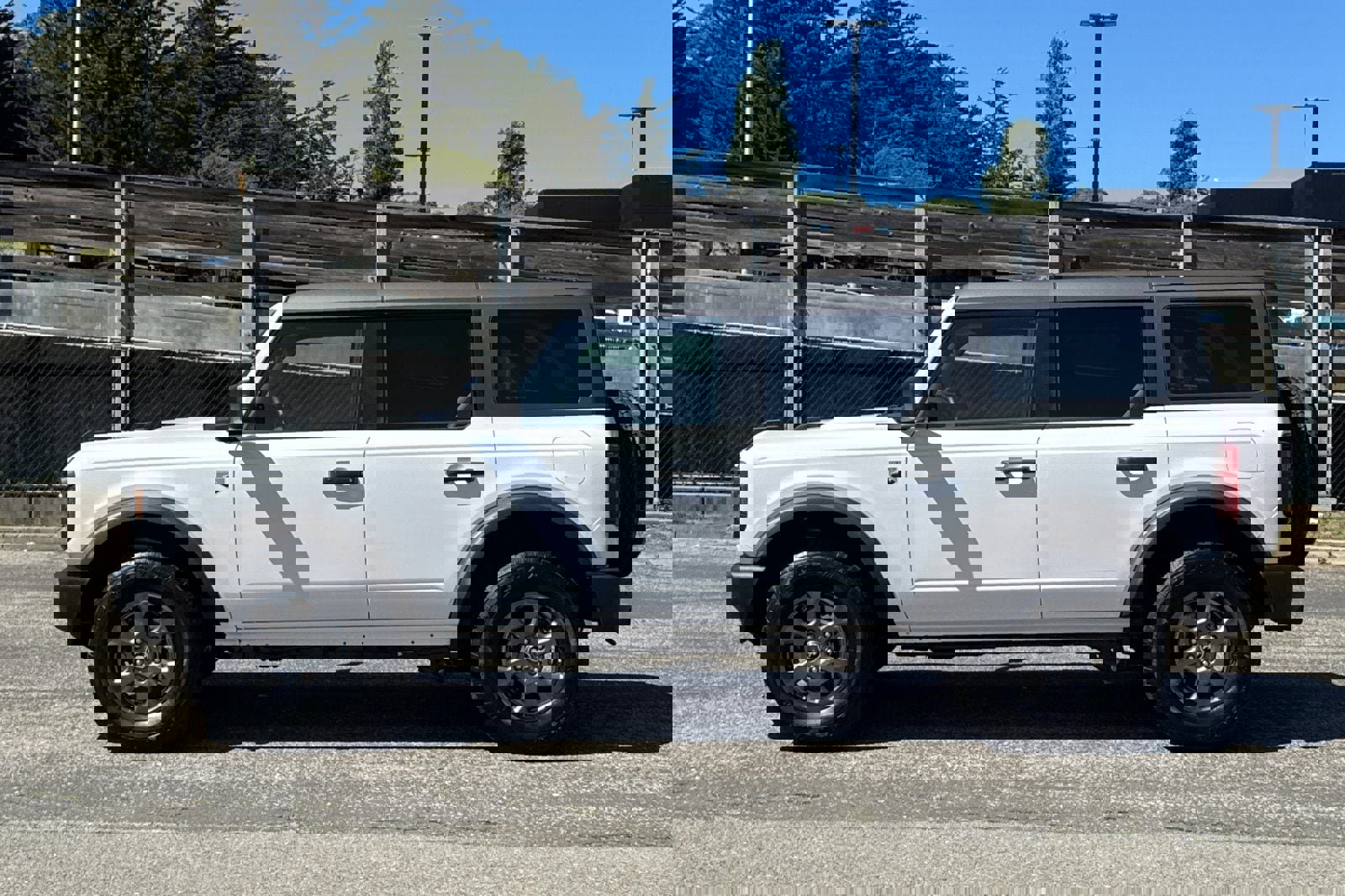 Used 2025 Ford Bronco Big Bend image 8