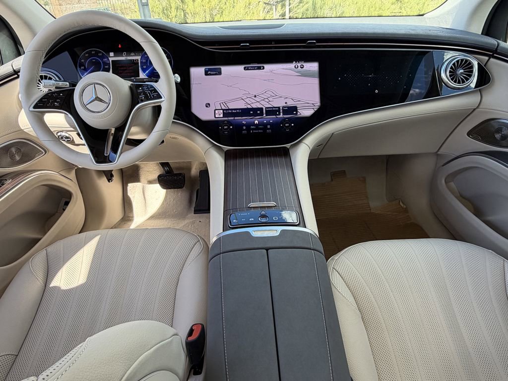 New 2026 Mercedes-Benz EQS 400 4MATIC SUV image 29