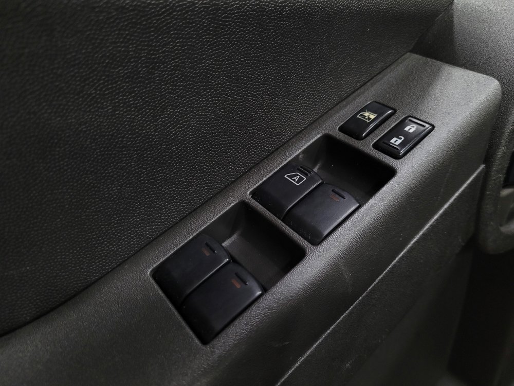 Used 2015 Nissan Xterra PRO-4X AWD/4WD image 27