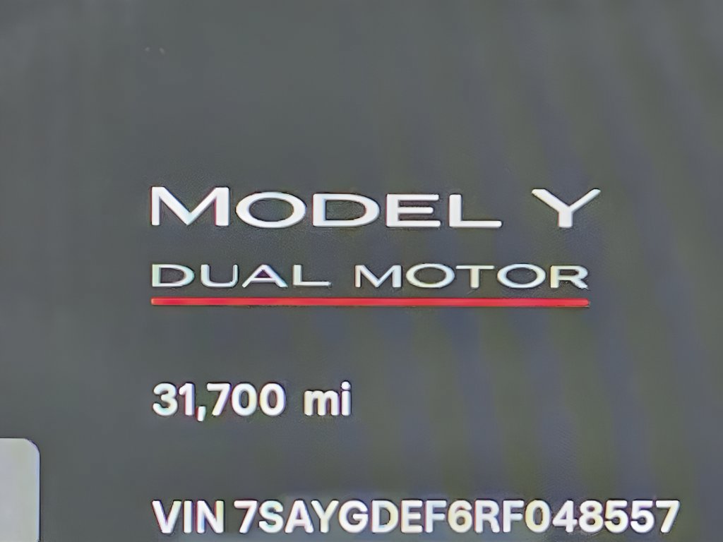 Used 2024 Tesla Model Y Performance AWD/4WD image 11