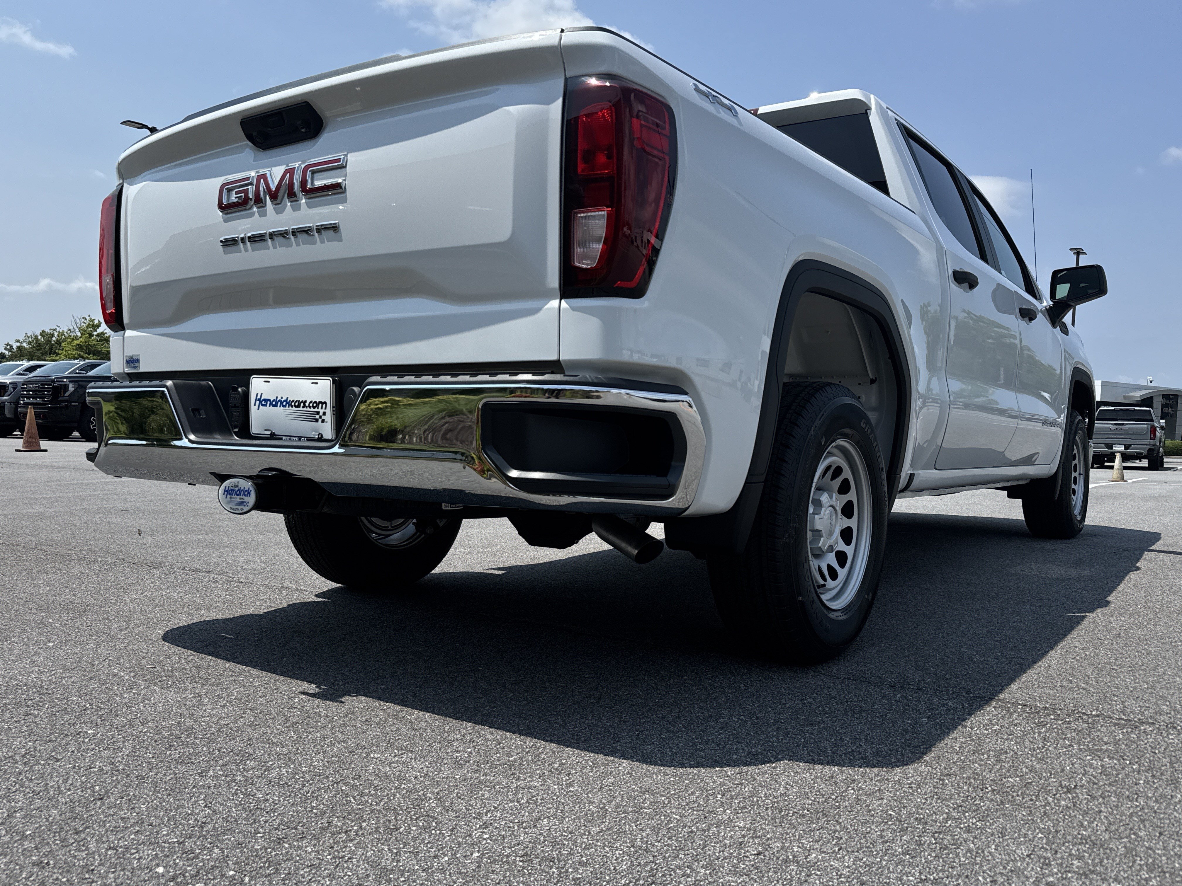 New 2026 GMC Sierra 1500 Pro w/ Pro Value Package AWD/4WD image 8