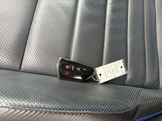 Used 2023 Volkswagen Golf 20th Anniversary Edition image 29