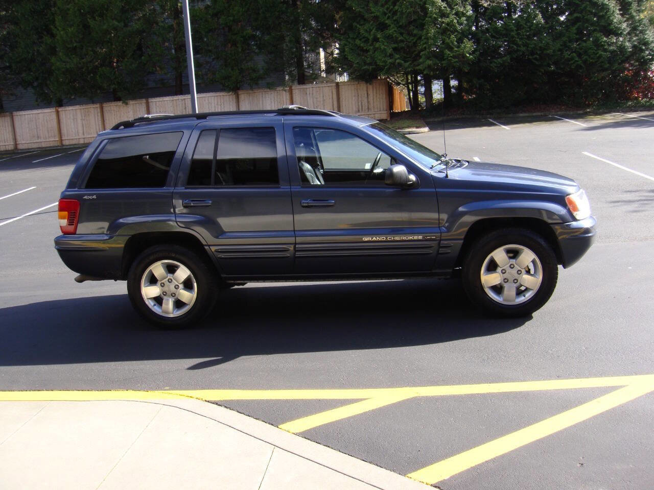 Used 2001 Jeep Grand Cherokee Limited image 5