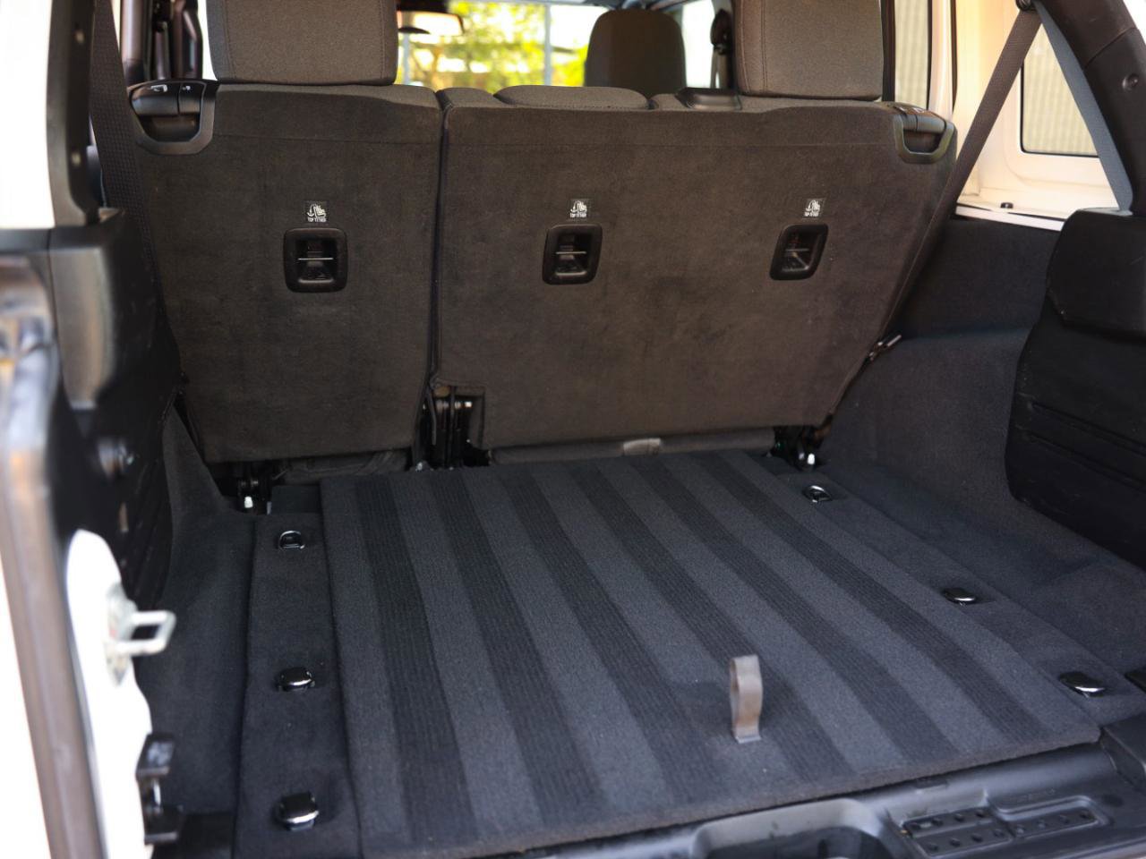 Used 2024 Jeep Wrangler Sahara AWD/4WD image 39