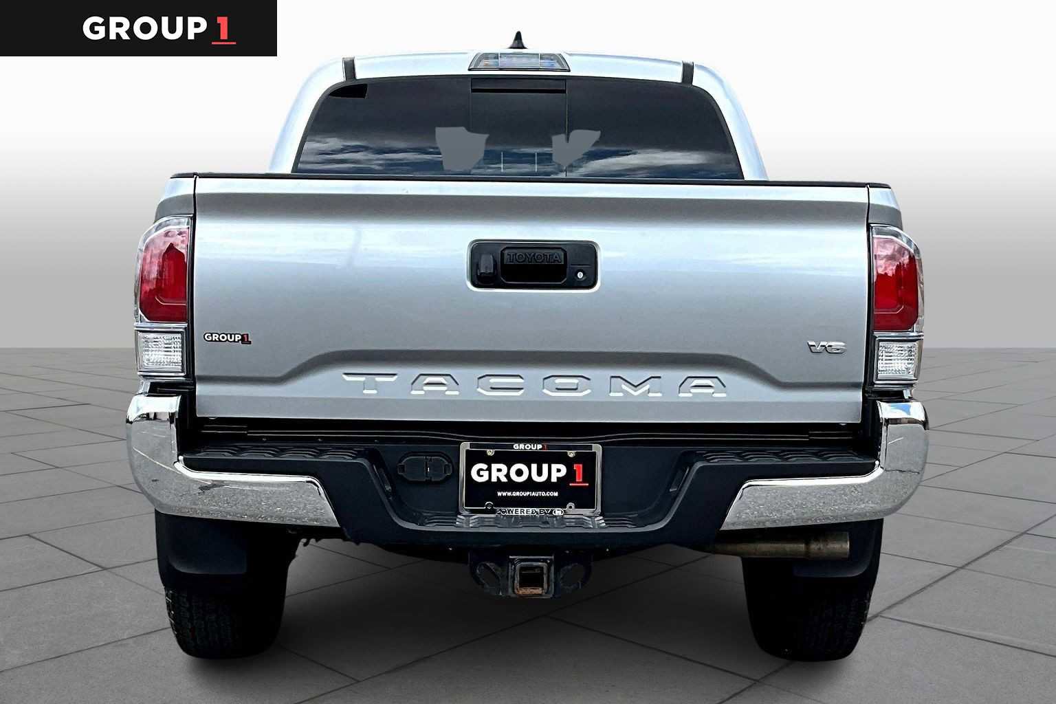 Certified 2023 Toyota Tacoma TRD Off-Road AWD/4WD image 5