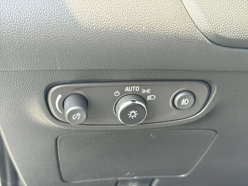 Certified 2023 Buick Encore GX Select w/ Sport Touring Package AWD/4WD image 17