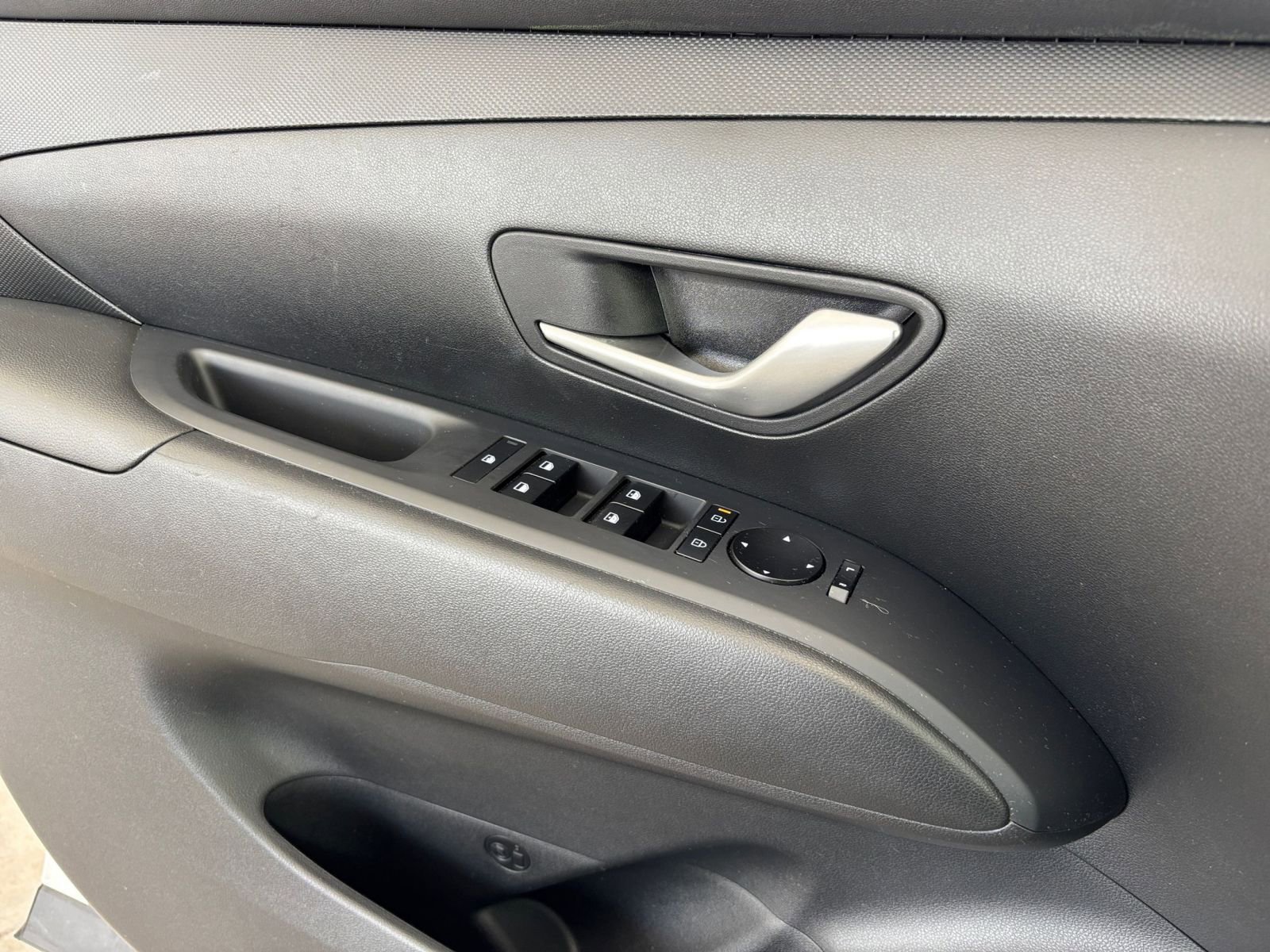Used 2025 Hyundai Tucson SEL FWD image 18