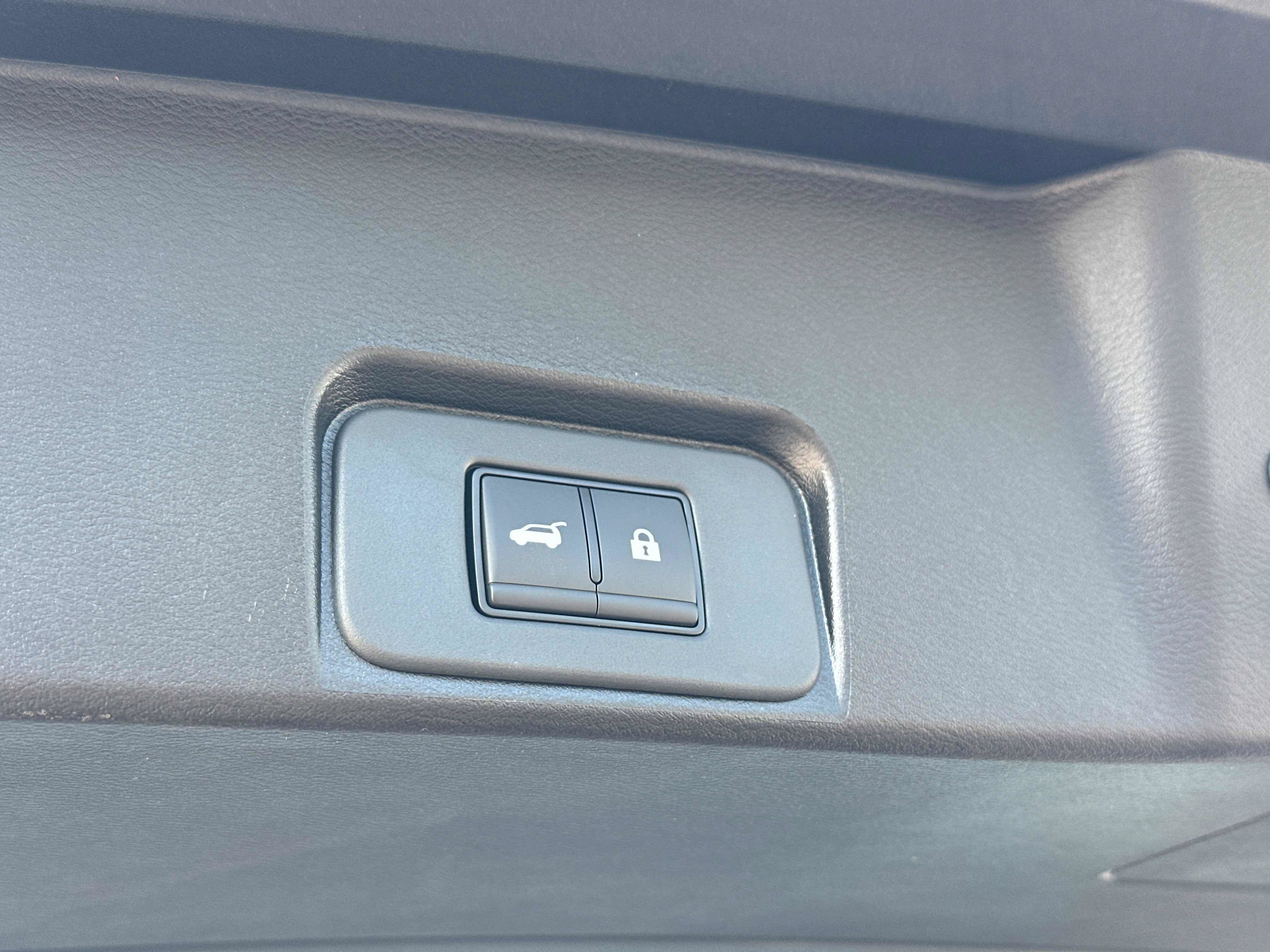 New 2026 Nissan Rogue SV AWD/4WD image 18