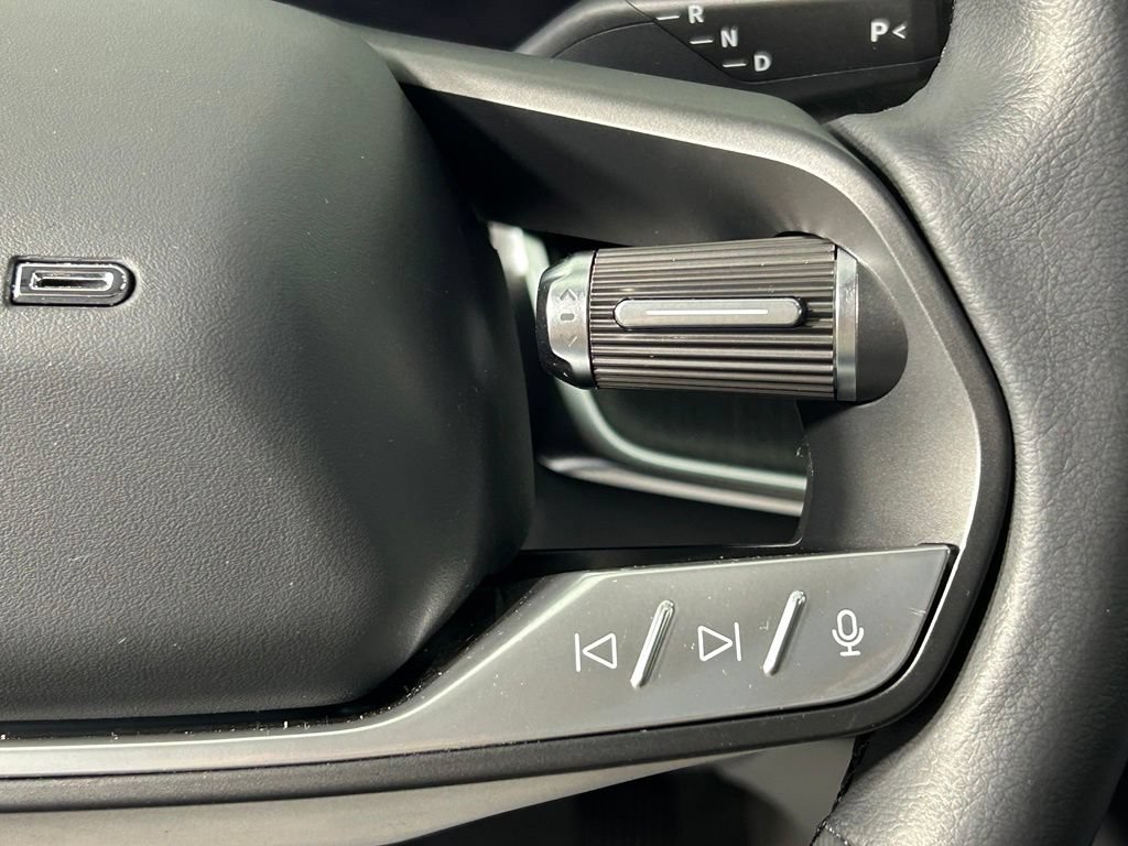 Used 2025 Lucid Air Touring AWD/4WD image 28