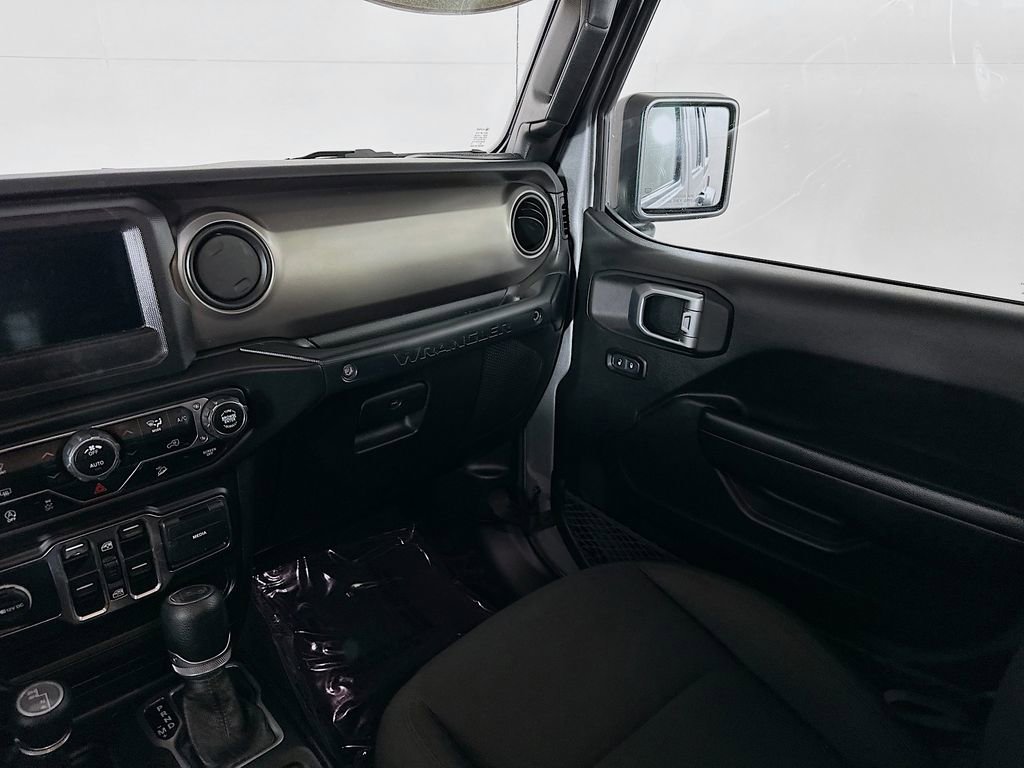Certified 2020 Jeep Wrangler Unlimited Sport S image 33