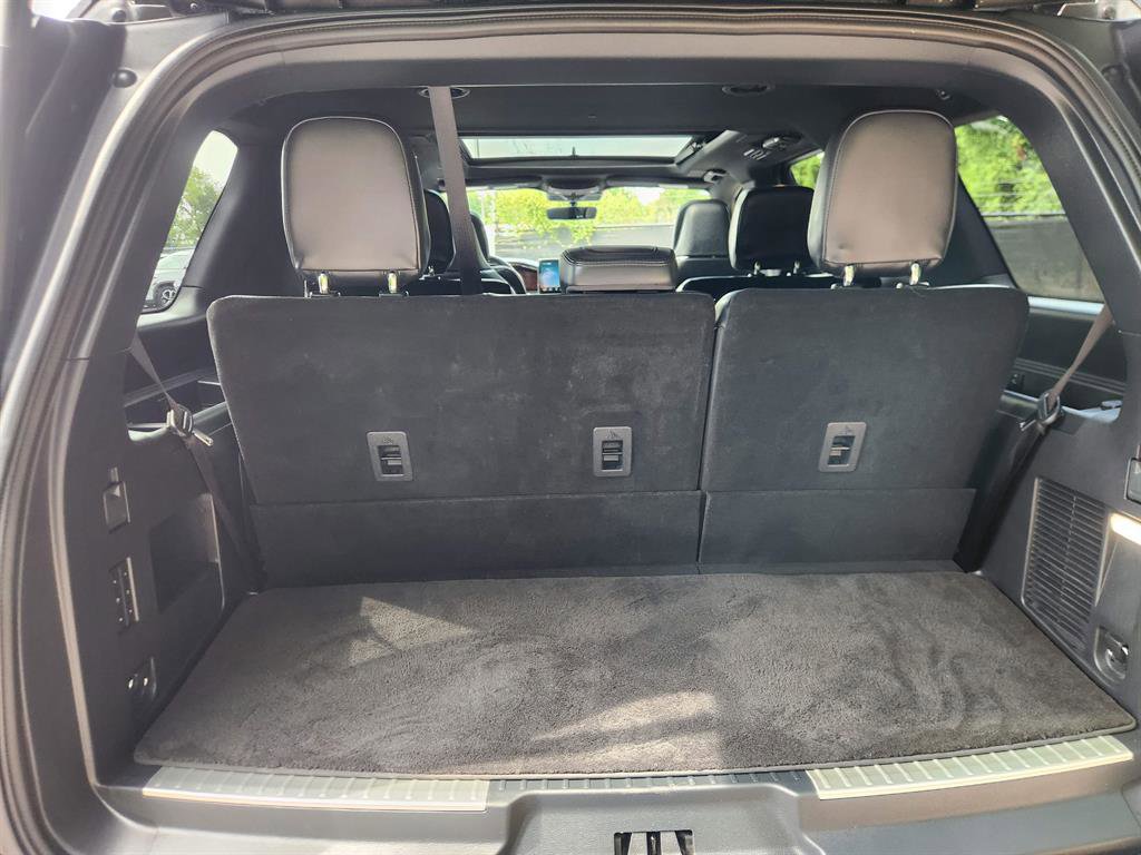 Used 2023 Lincoln Navigator Reserve image 24