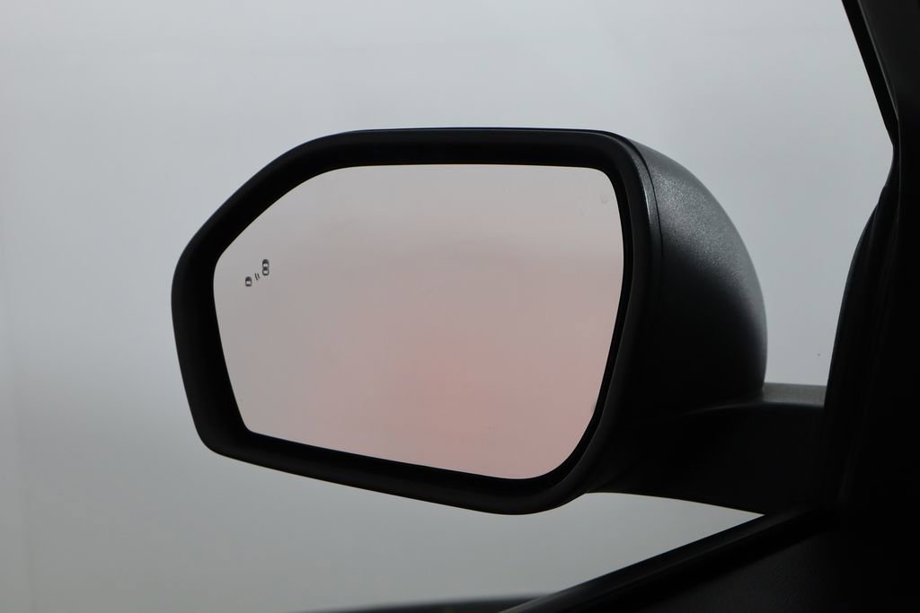 Used 2021 Ford Explorer XLT image 39