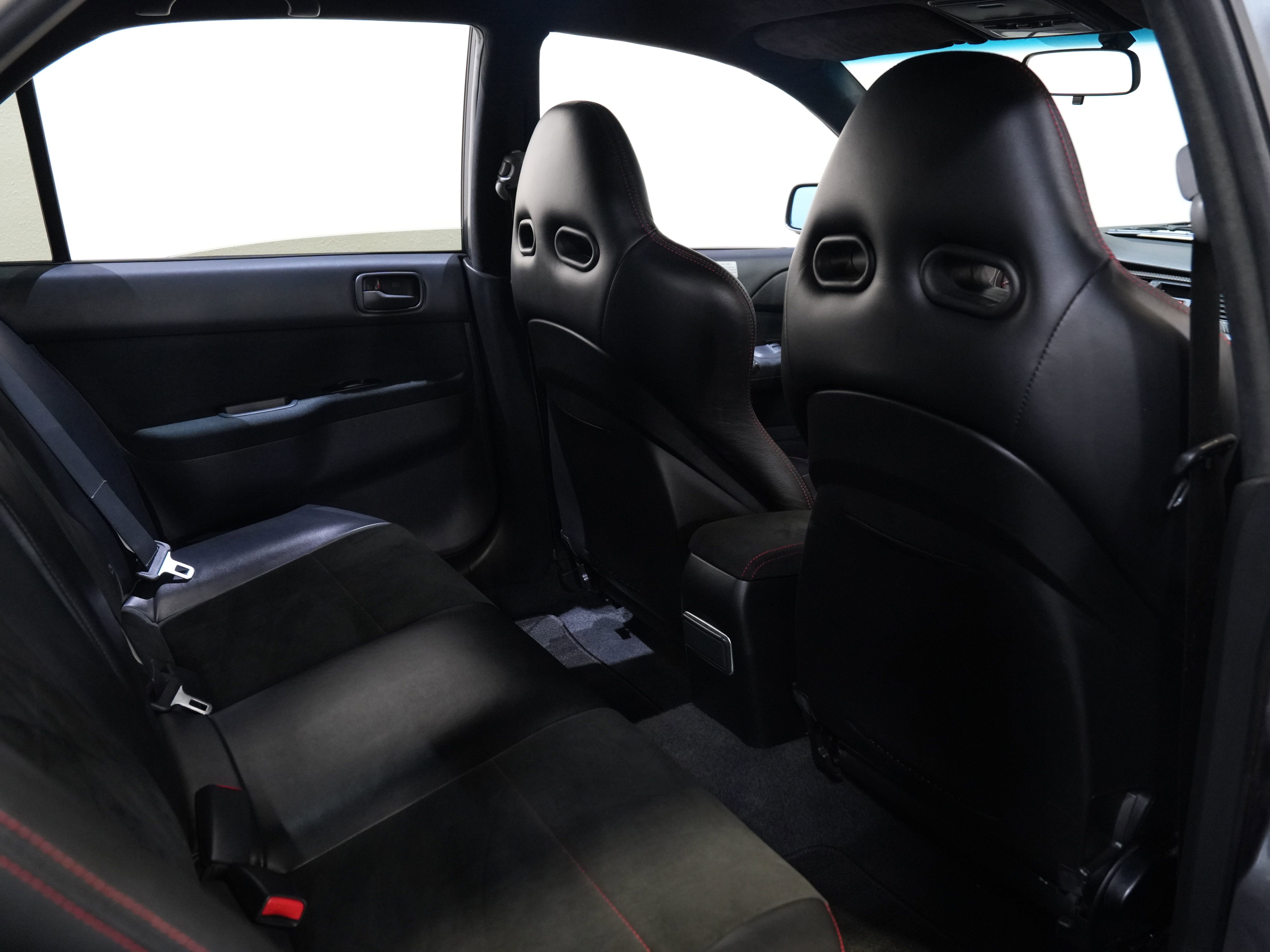 Used 2005 Mitsubishi Lancer Evolution image 36