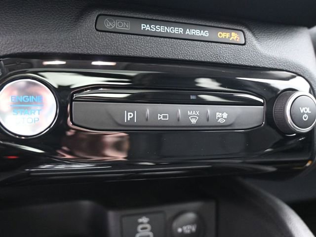 New 2025 Ford Escape SE w/ PHEV Premium Package image 8