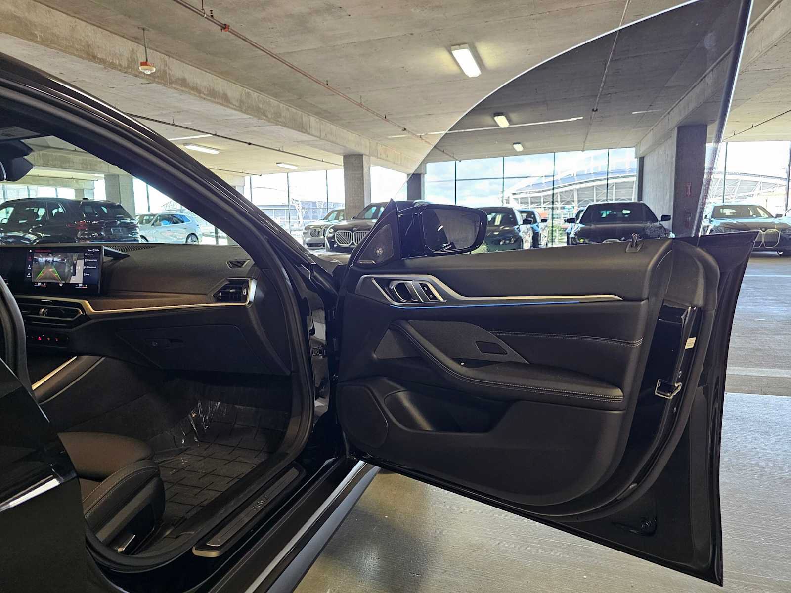 Certified 2023 BMW i4 eDrive35 RWD image 32