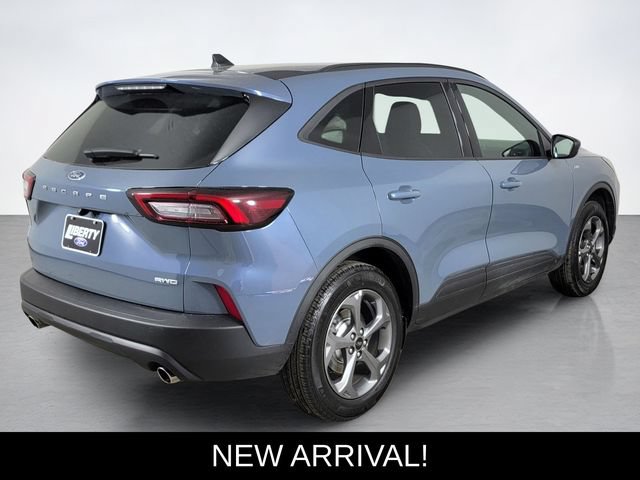 Used 2026 Ford Escape ST-Line AWD/4WD image 3