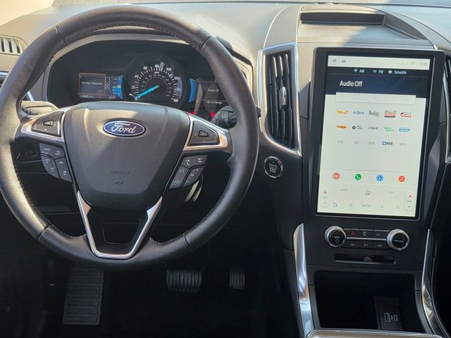 Used 2023 Ford Edge Titanium w/ Equipment Group 301A image 12