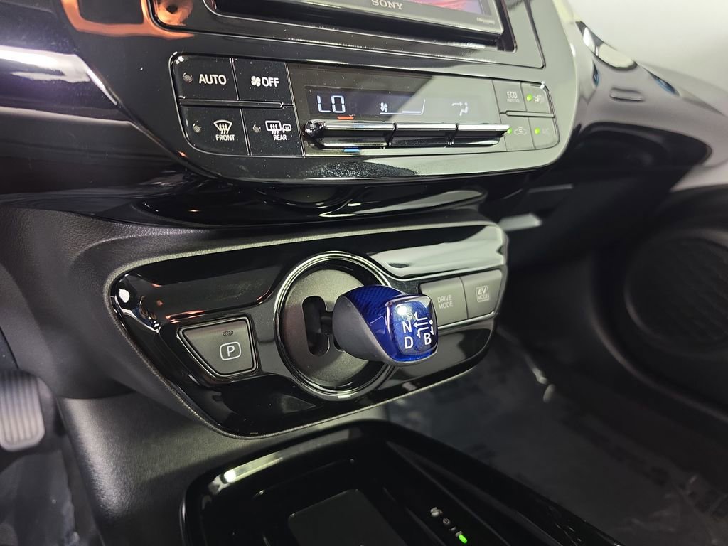 Used 2019 Toyota Prius XLE FWD image 20