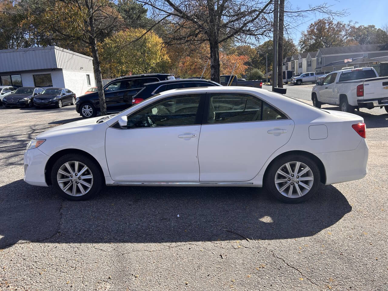 Used 2012 Toyota Camry XLE image 5