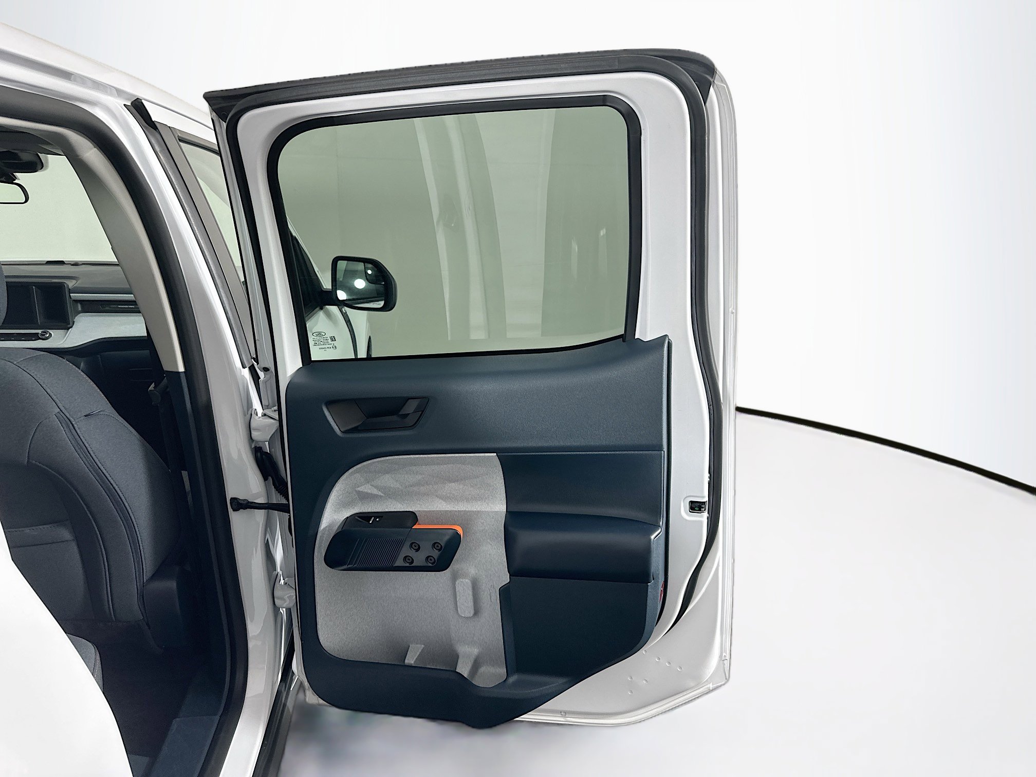 Used 2023 Ford Maverick XLT image 28