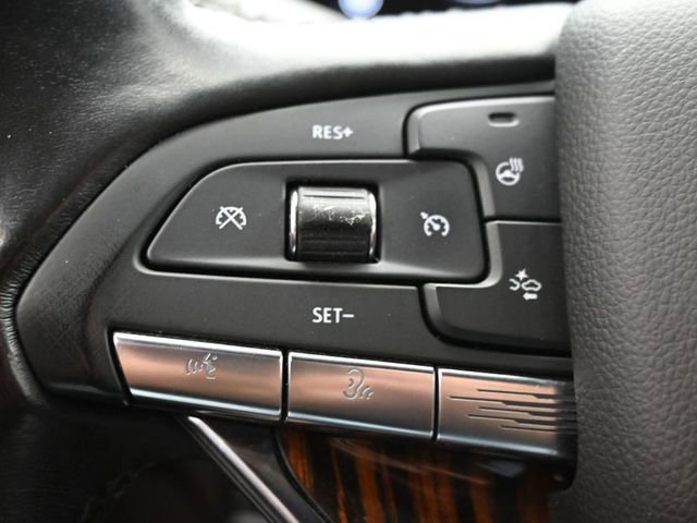 Used 2022 Cadillac Escalade Luxury image 22