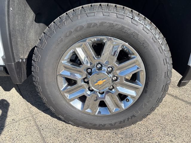 New 2026 Chevrolet Silverado 3500 High Country w/ High Country Premium Package AWD/4WD image 15