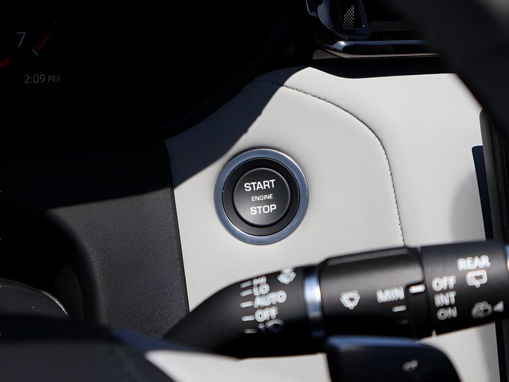 New 2026 Land Rover Range Rover Velar Dynamic SE image 28