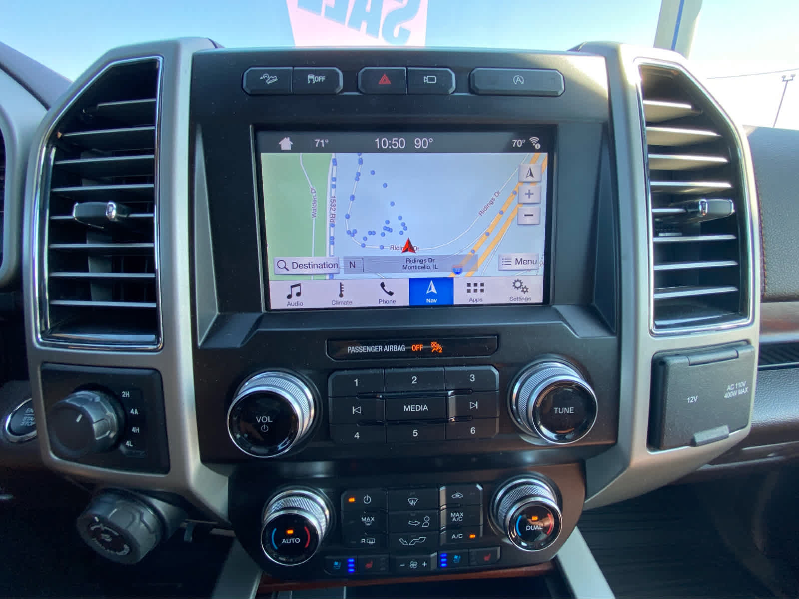 Used 2019 Ford F150 King Ranch w/ Equipment Group 601A Luxury AWD/4WD image 34