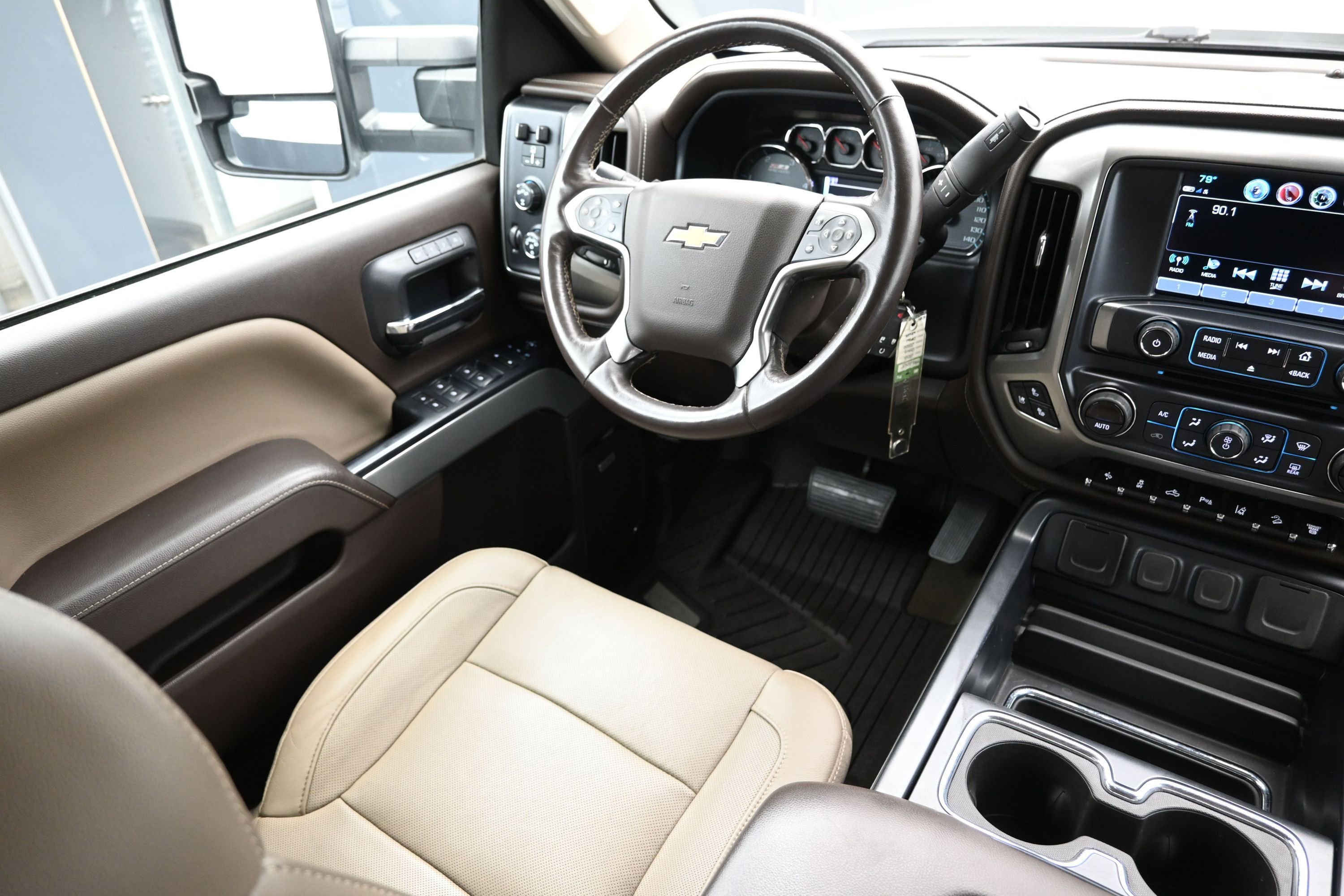 Used 2018 Chevrolet Silverado 2500 LTZ w/ Duramax Plus Package AWD/4WD image 24
