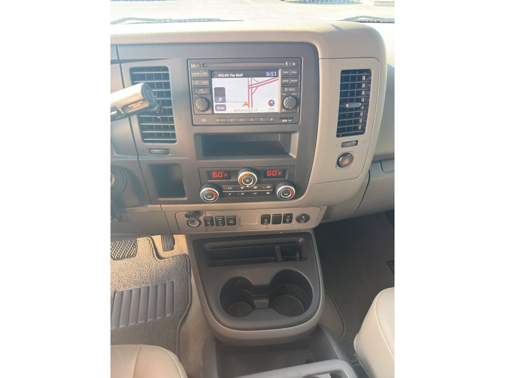 Used 2014 Nissan NV 3500 SL w/ Technology Package RWD image 10