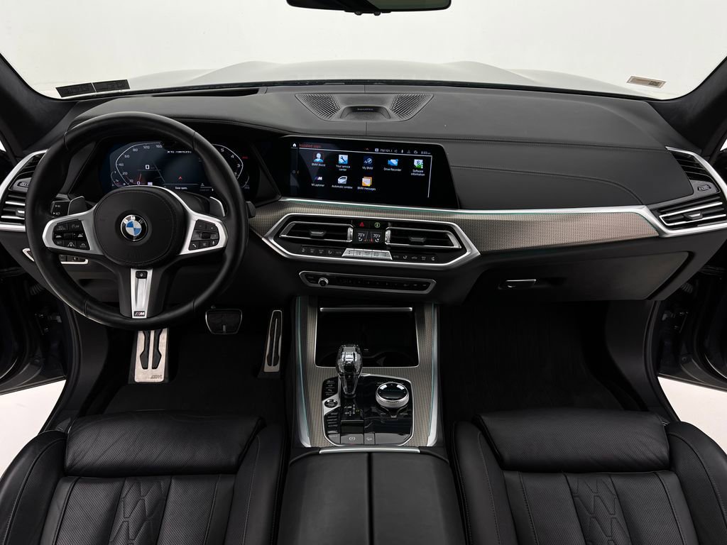 Used 2021 BMW X5 M50i w/ Executive Package image 22