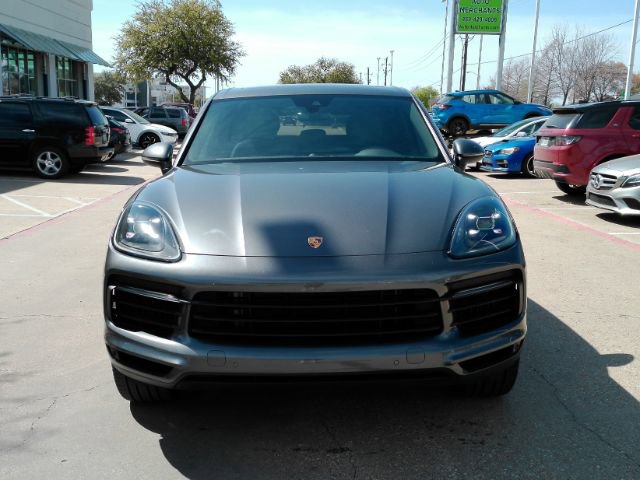 Used 2020 Porsche Cayenne AWD/4WD image 2