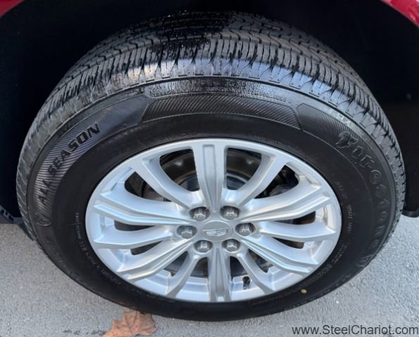 Used 2017 Cadillac XT5 FWD w/ LPO, Wheel Lock Package image 29